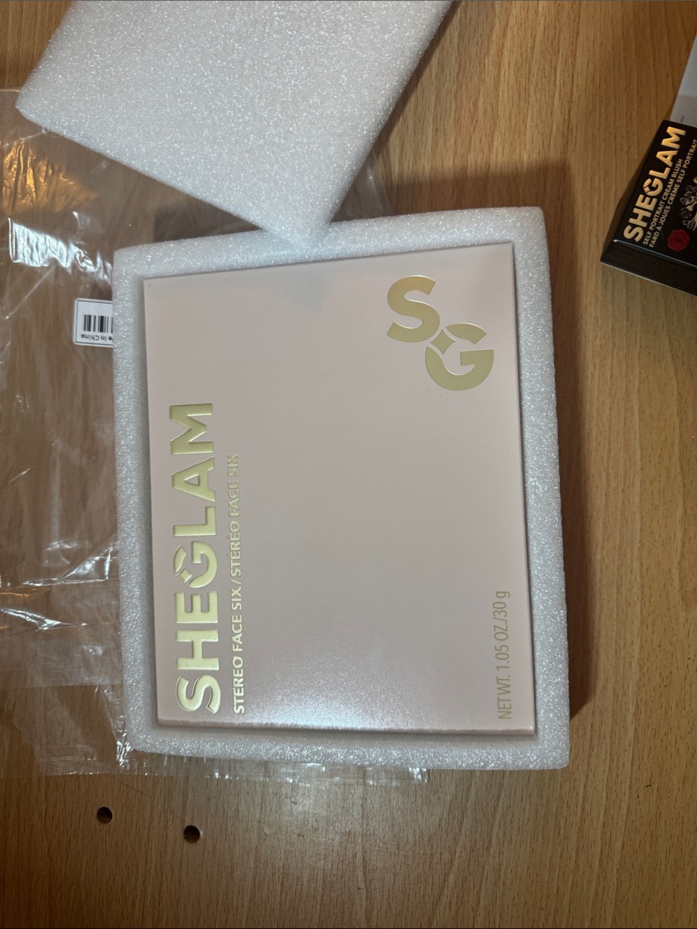 Sheglam makeup bundle - Picture 3 of 3